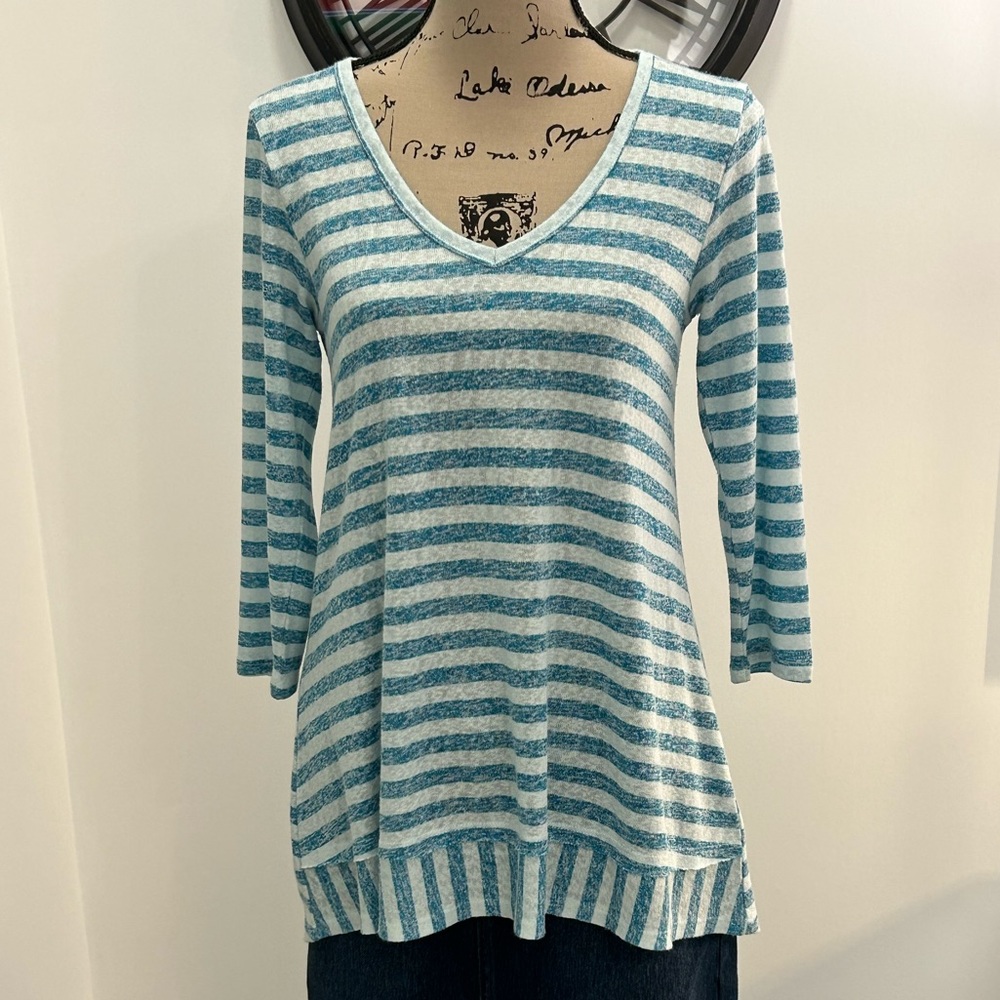 Bobeau teal stripe v-neck top